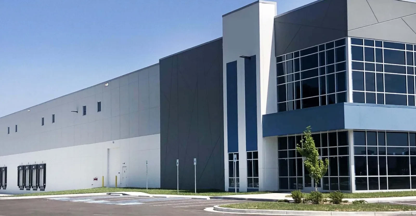 Distribution Center Roofing in Moreno Valley, CA Distribution Center Roofing in Moreno Valley, CA